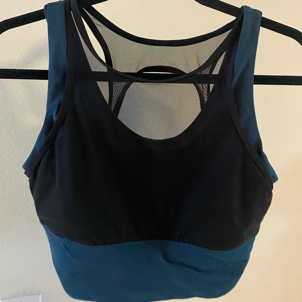 Luluemon sport bra, size 8